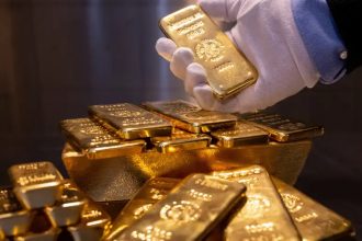 Shveysariya Trampga yuborilgan sovg‘alar evaziga Bojlarni qisqartirishga erishdi