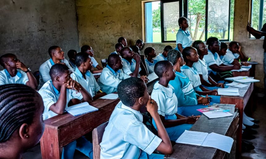 Nigeriyada 300 dan ortiq o‘quvchi o‘g‘irlab ketildi