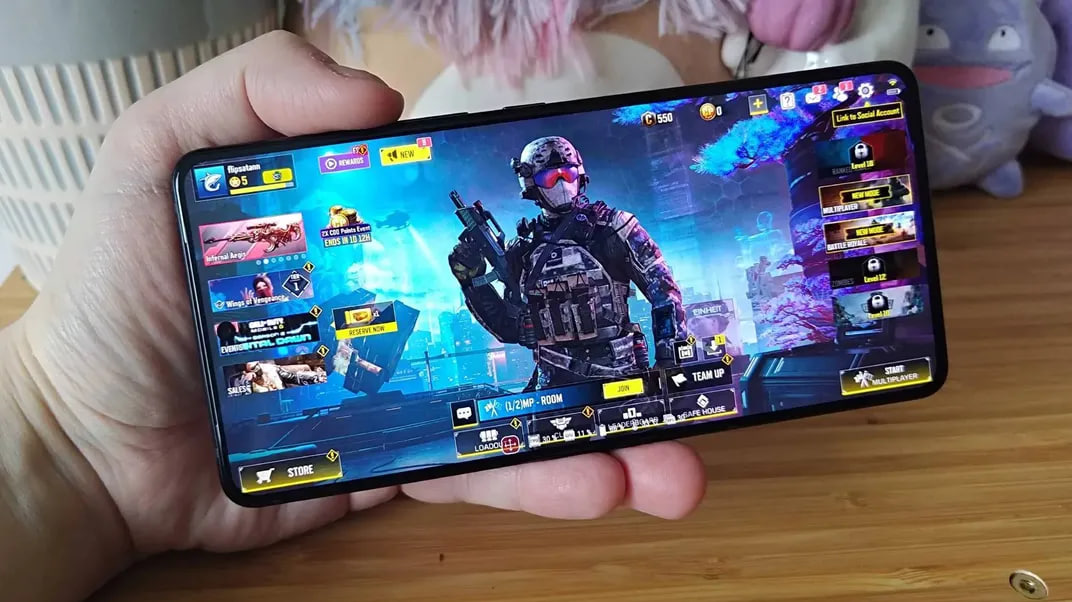 Honor smartfonlarida yangi displeyni qo‘llaydi