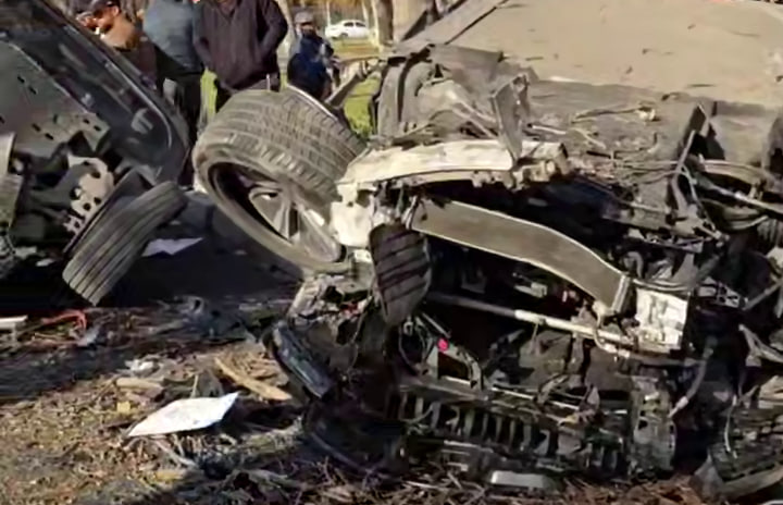 Toshkentda Hongqi va BYD avtomobillari to‘qnashdi