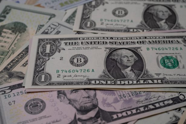 12-dekabr kuni valyutalar kursi qanday qiymatda bo‘ladi