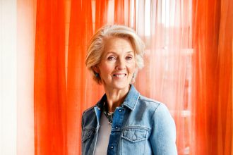 Mashhur britaniyalik yozuvchi Joanna Trolop 82 yoshida vafot etdi