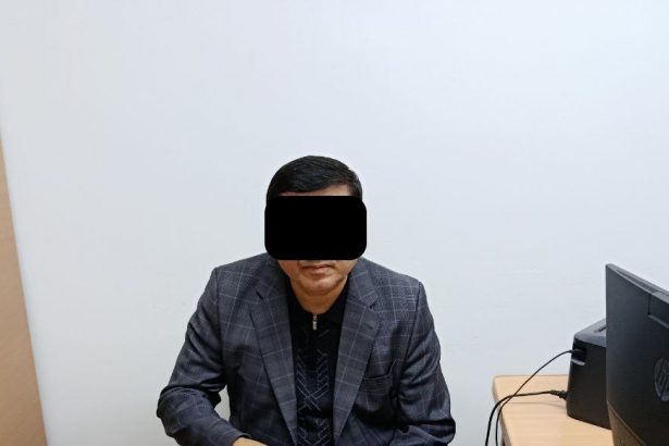 Navoiy viloyatida universitetning mansabdor xodimi pora bilan ushlandi