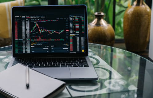 Kompyuter dasturlashtirish xizmatlari hajmi 22,5 foizga oshdi