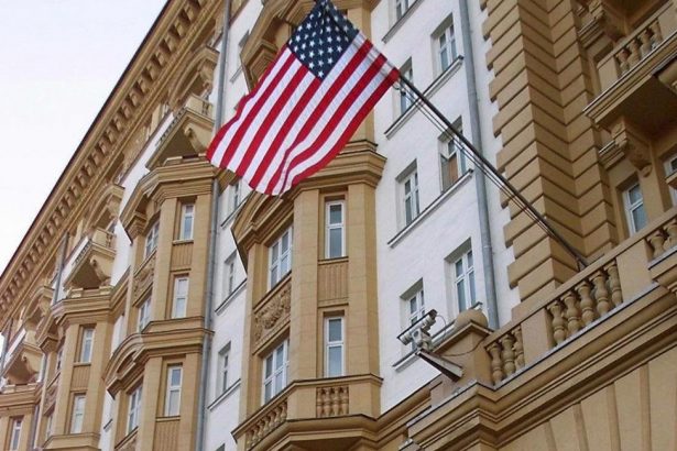 Tramp ma’muriyati qariyb 30 nafar AQSh elchisini lavozimidan chaqirib oladi