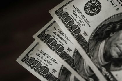 23-dekabr uchun dollar oshdi