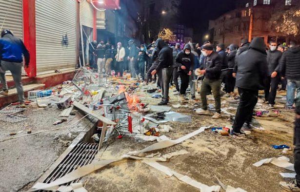 Erondagi norozilik namoyishlari ortidan kamida 45 kishi halok bo‘ldi