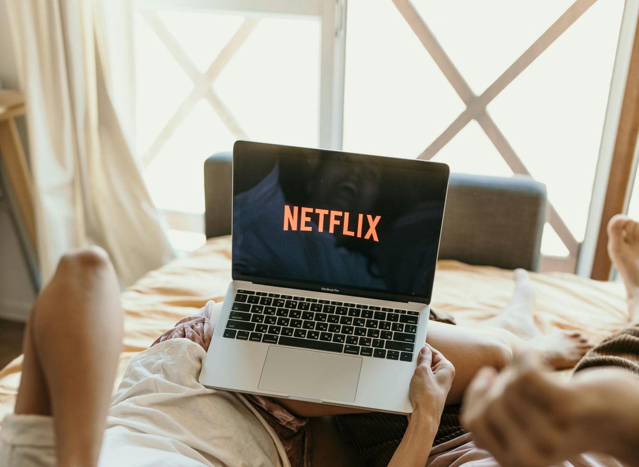 Netflix pullik obunachilarining soni 325 mln nafarga yetdi
