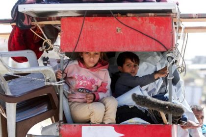 Isroil G‘azoda majburiy ko‘chirish buyrug‘ini berdi