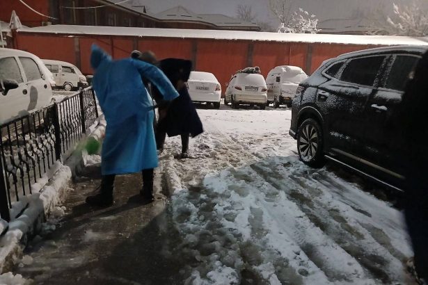 Toshkentda qorni tozalashga 1000 dan ortiq odam jalb qilindi