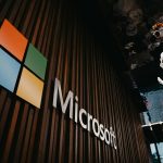 Microsoft kompaniyasi 357 mlrd dollarga yaqin qiymat yo‘qotdi
