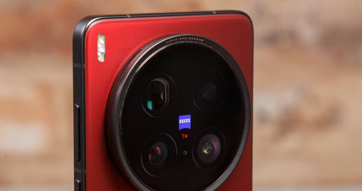 Vivo kompaniyasining yangi flagmani — Vivo X300 Ultra haqida batafsil ma’lumotlar internetda paydo bo‘ldi.