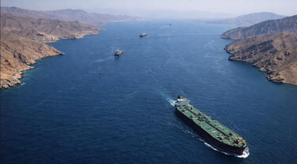 AQSh Hormuz bo‘g‘ozida Eron kemasini to‘xtatdi