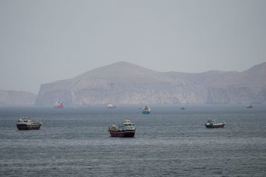 Hormuz bo‘g‘ozida keskinlik kuchaymoqda: nimalar ma’lum