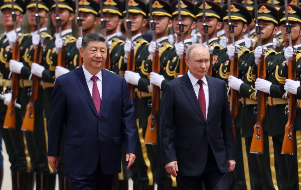 Vladimir Putin Pekinda Si Szinpin bilan uchrashdi