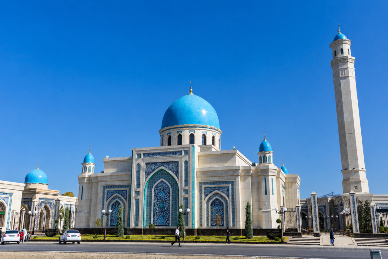 2026 Qurbon hayiti namozi qachon o‘qiladi — jadval