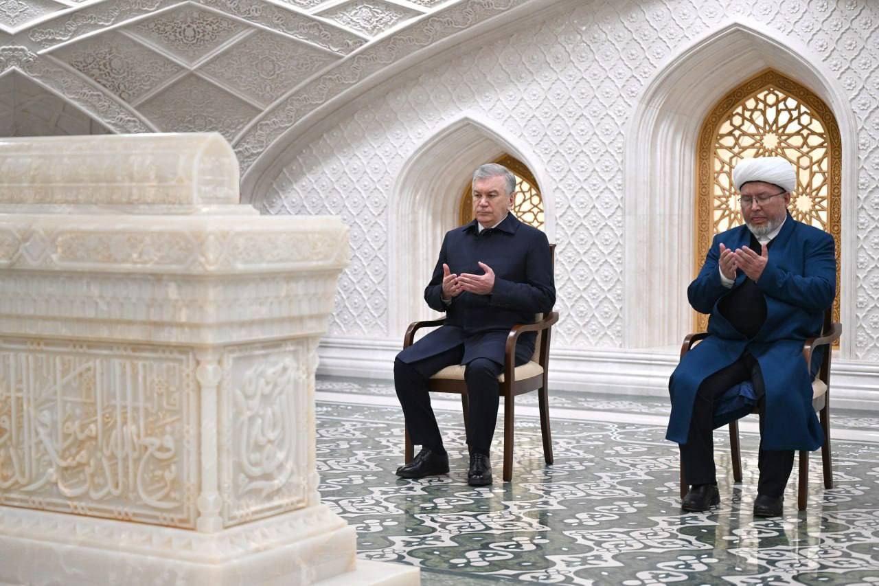 Shavkat Mirziyoyev Samarqandga tashrif buyurdi