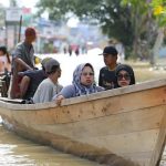 Indoneziyada suv toshqinlari qurbonlari soni 442 nafarga yetdi