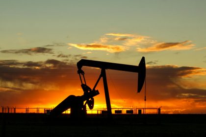 Yaqin Sharqdagi mojaro sabab neft 82 dollarga chiqdi