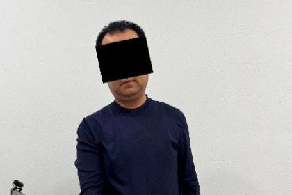 Oliy ta’lim vazirligi xodimi 100 ming dollar olgan vaqtda ushlandi