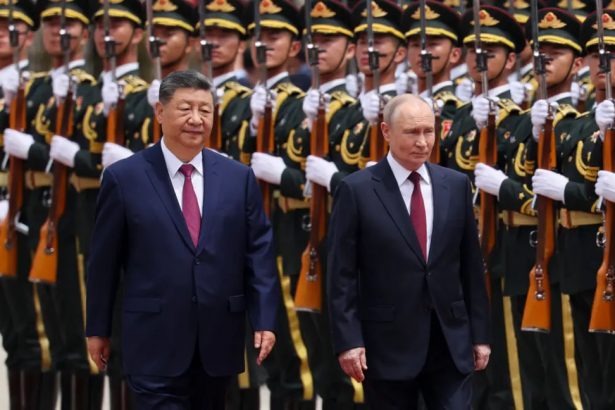 Vladimir Putin Pekinda Si Szinpin bilan uchrashdi