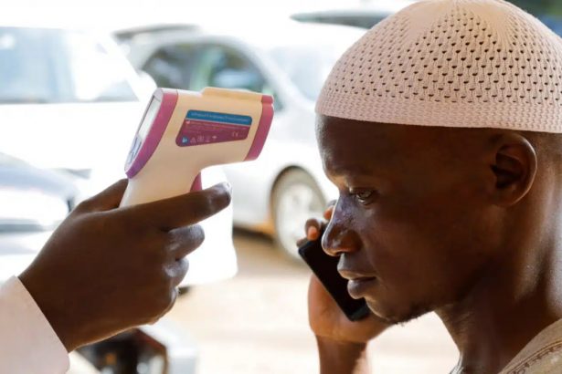 JSST Ebola tarqalishida xavfli kontaktlarning faqat 45 foizini kuzatmoqda