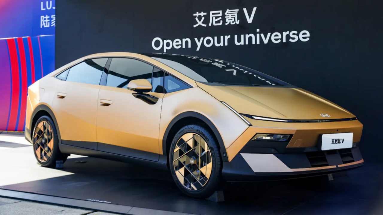 Hyundai Ioniq V elektromobili super kuchini namoyish etdi