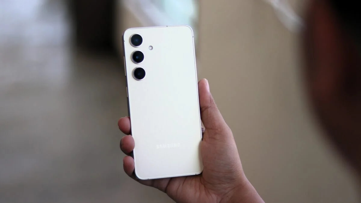 Samsung Galaxy S24 seriyasi iyun oyidagi xavfsizlik yangilanishini ola boshladi