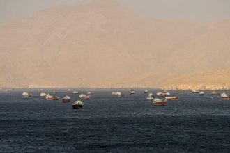 Ummon Hormuz bo‘g‘ozida vaqtinchalik dengiz yo‘lagini ochdi