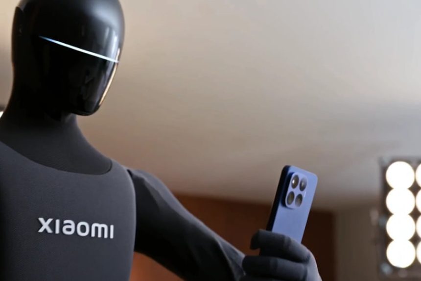 Xiaomi Xiaomi 17T Pro yordamida suratga oladigan gumanoid robotni namoyish etdi