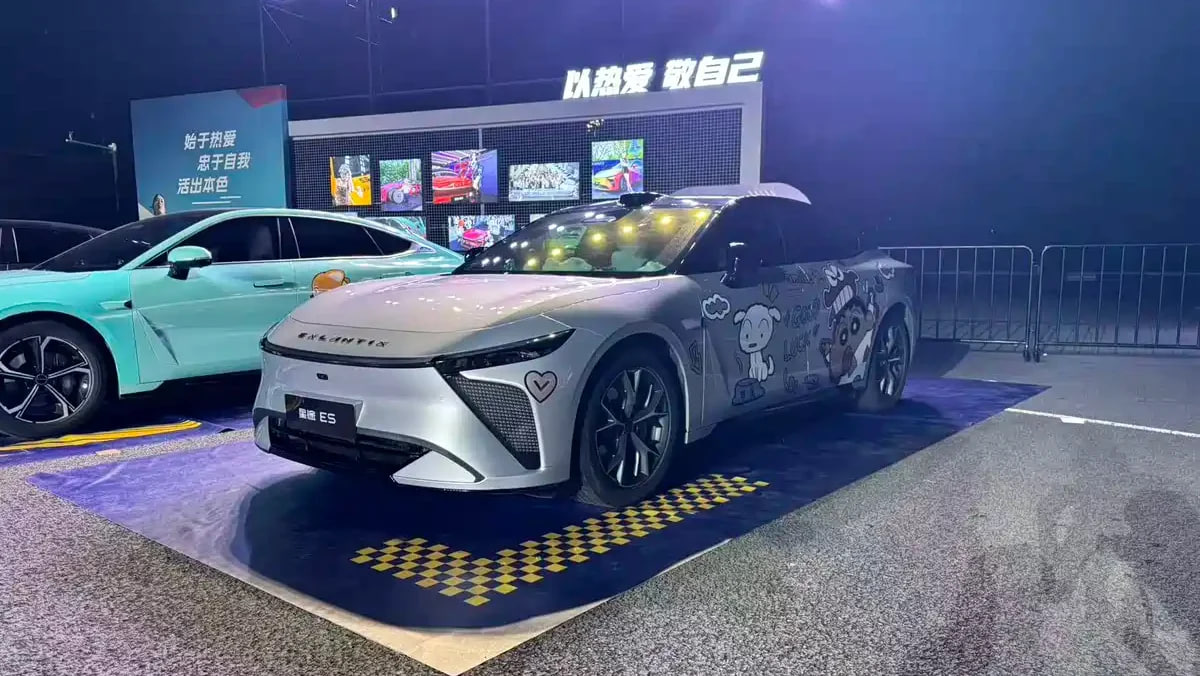 Chery 860 km yuradigan Exlantix ES modelini chiqardi