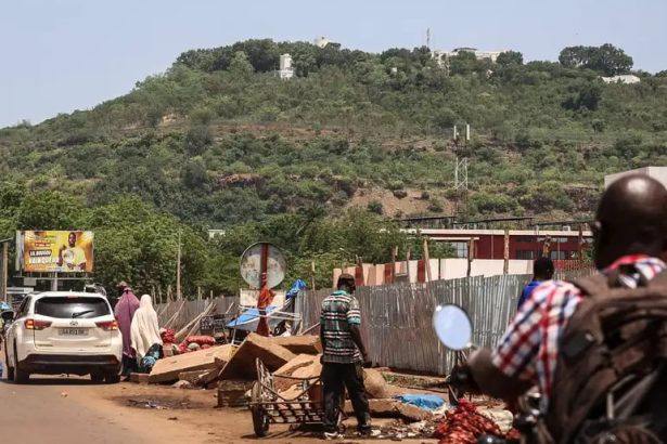 Malida isyonchilar armiya bazalariga hujum qildi